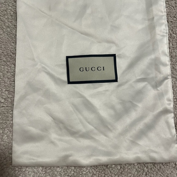 Set of 2 Gucci logo white black dust bag storage decoration - Picture 3 of 16